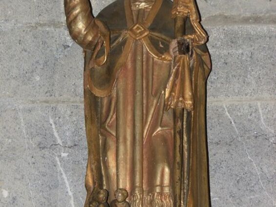 Statue